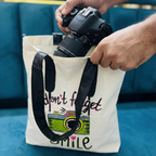 Hand-Painted Cotton Tote Bag with Inside Pocket – “Don’t Forget to Smile” Quote Art Design